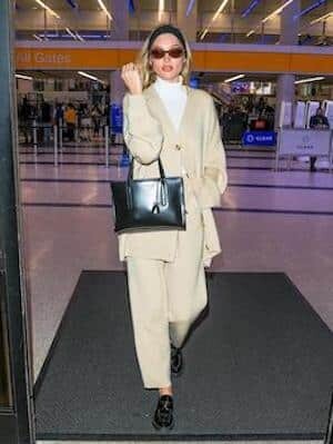 who what wear, , comfortable first class travel outfits